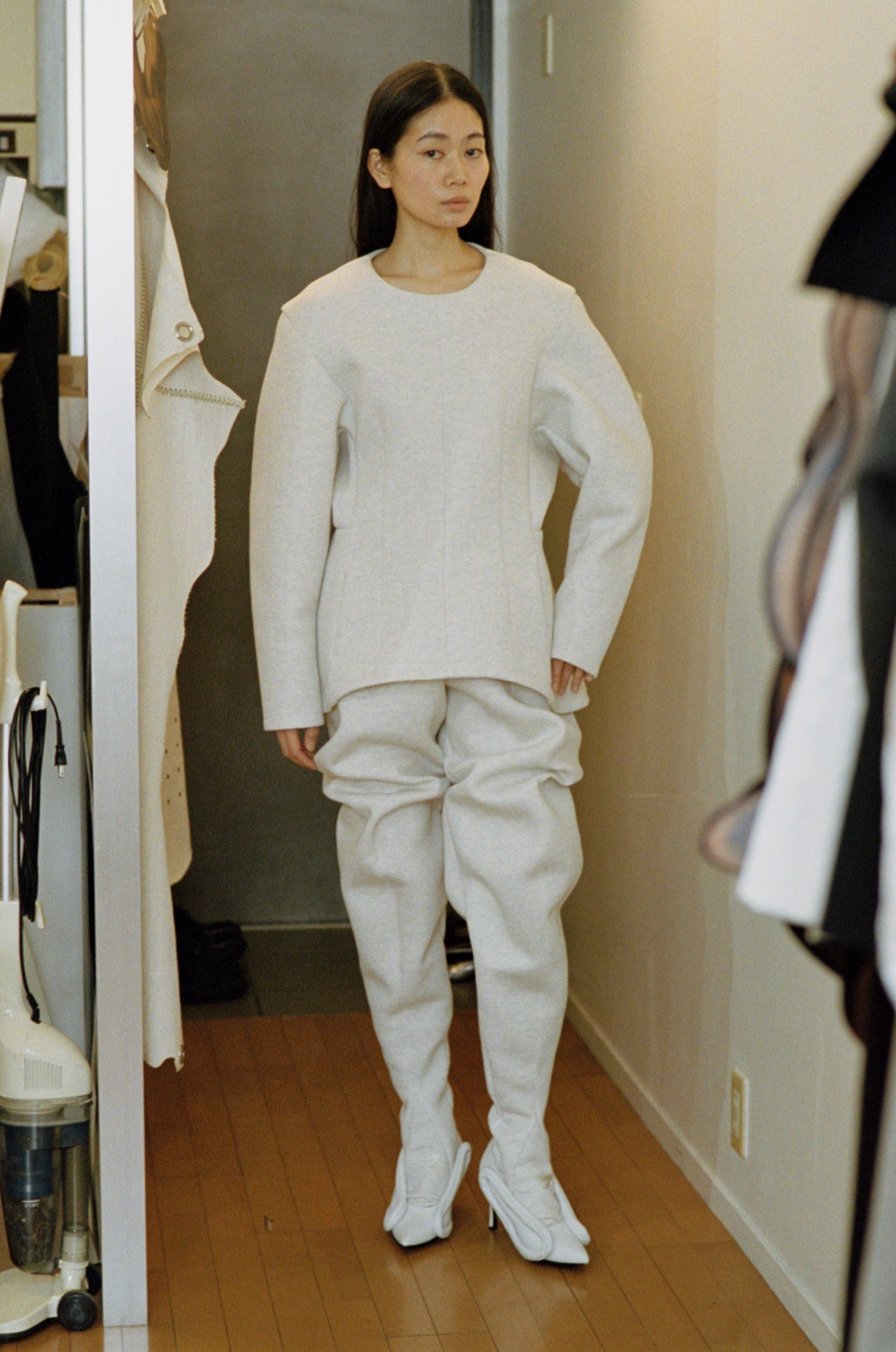 TOPS – Page 2 – YOHEI OHNO