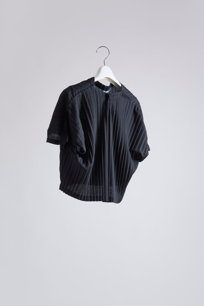 Graphic Pleats T-shirt